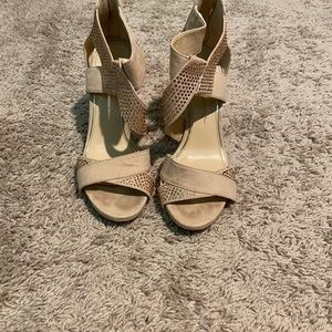 Jessica Simpson high heels